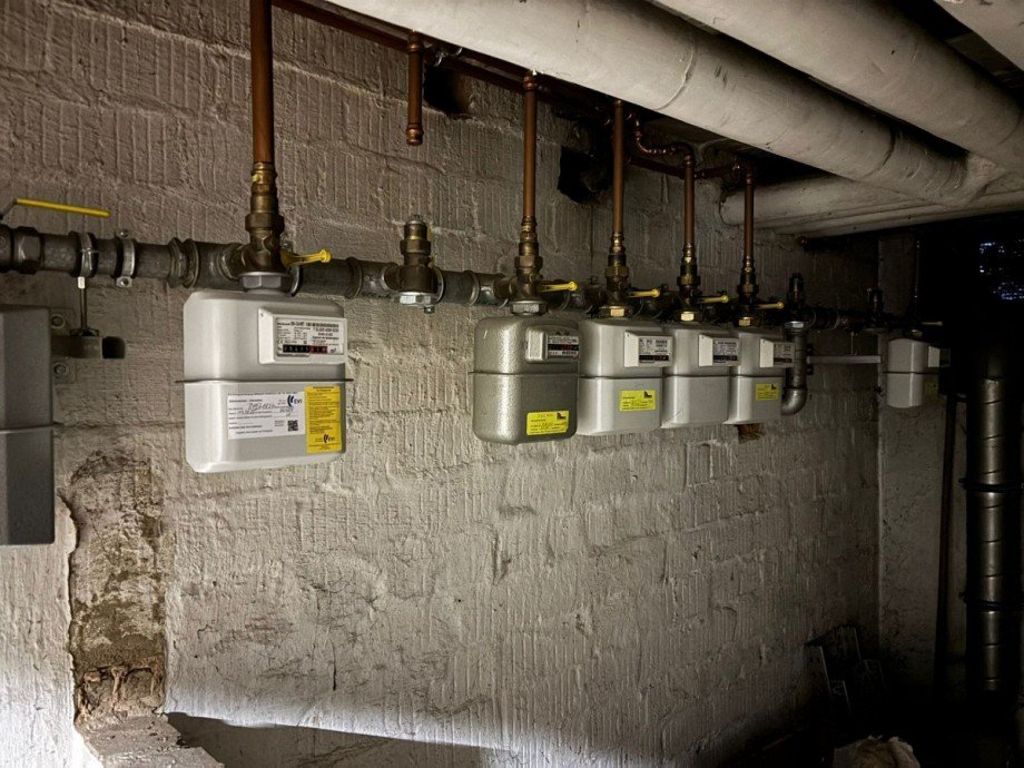 Gasz�hler im Keller Mehrfamilienhaus Hildesheim