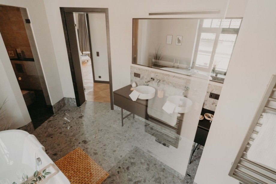 ELEGANZ IM BAD Etagenwohnung Braunschweig