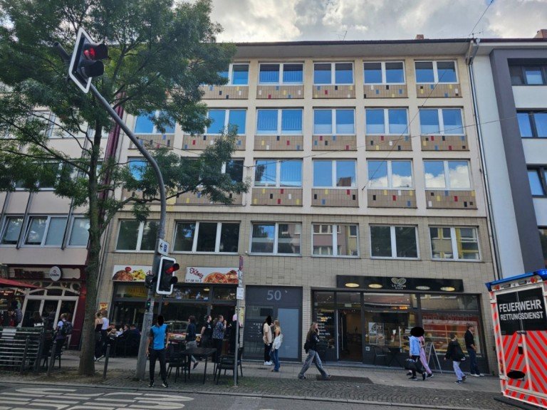 AUSSENANSICHT Hildesheim Mehrfamilienhaus CITY-INVESTMENT MIT STARKEM VERMIETUNGSKONZEPT & AUSBAUPOTENZIAL