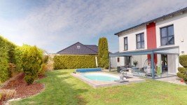 Hauptbild FAMILIEN-STADTVILLA MIT POOL, WINTERGARTEN, DOPPELGARAGE & PRIVATEM GARTEN!