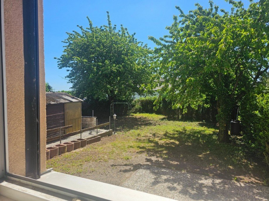 AUSBLICK IN DEN GARTEN Einfamilienhaus Timmerlah