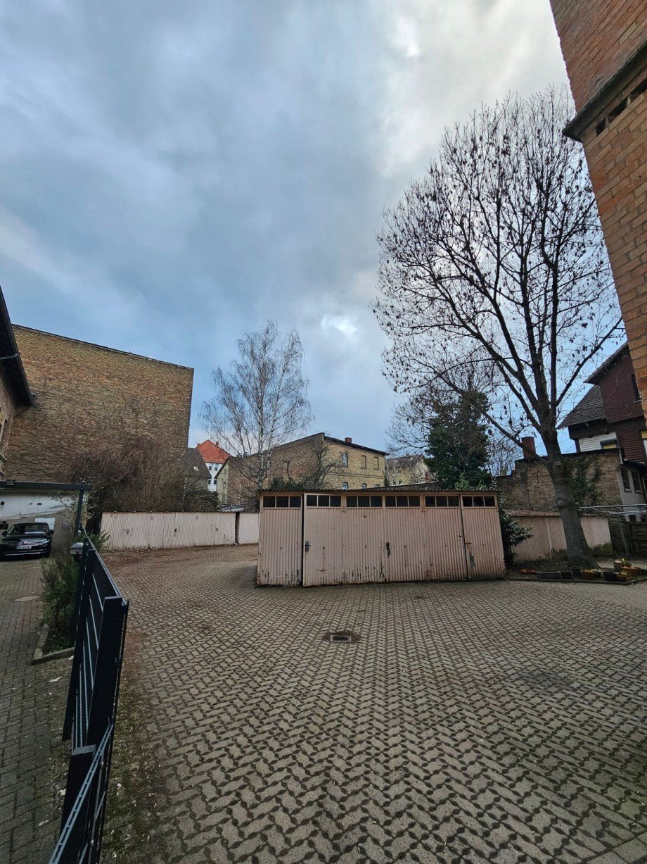 Baugrundst�ck mit Garagen Gemischt-Grundst�ck Braunschweig