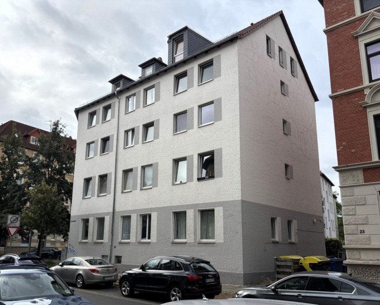 AU�ENANSICHT Braunschweig Mehrfamilienhaus CASHFLOW-POSITIVES MEHRFAMILIENHAUS MIT 16 EINHEITEN // WEG-AUFGETEILT - ZENTRALE LAGE!