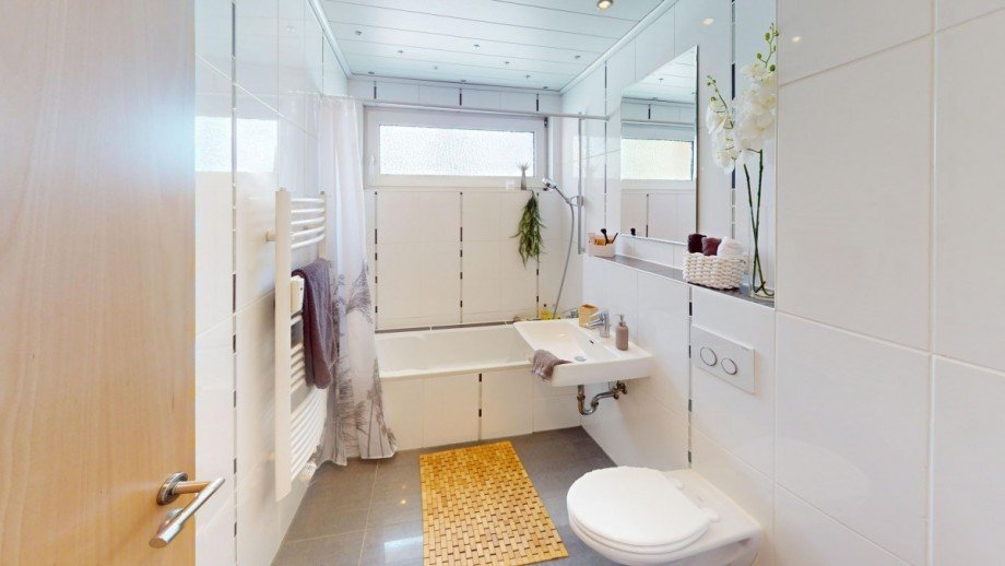 MODERNES BAD Etagenwohnung Wolfenb�ttel